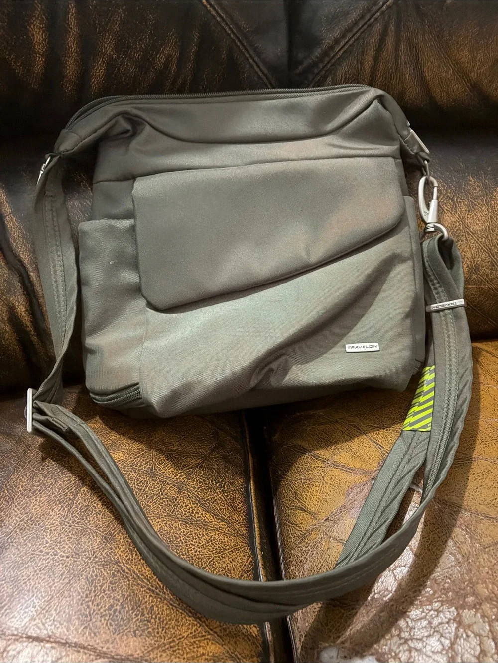 Travelon Anti-Theft Classic Messenger Bag One Size - Olive Green